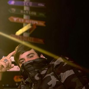 Meet your Posher, Donadoni